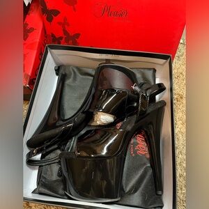 Pleasers Shiny Black Platform Heels